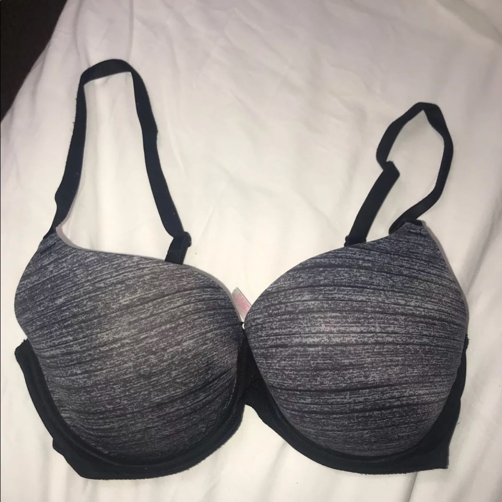 Vs pink bra